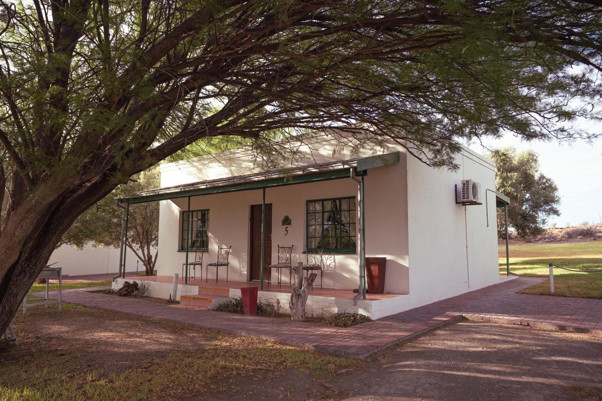 Olive Grove Guest Farm Βίλα Beaufort West Εξωτερικό φωτογραφία