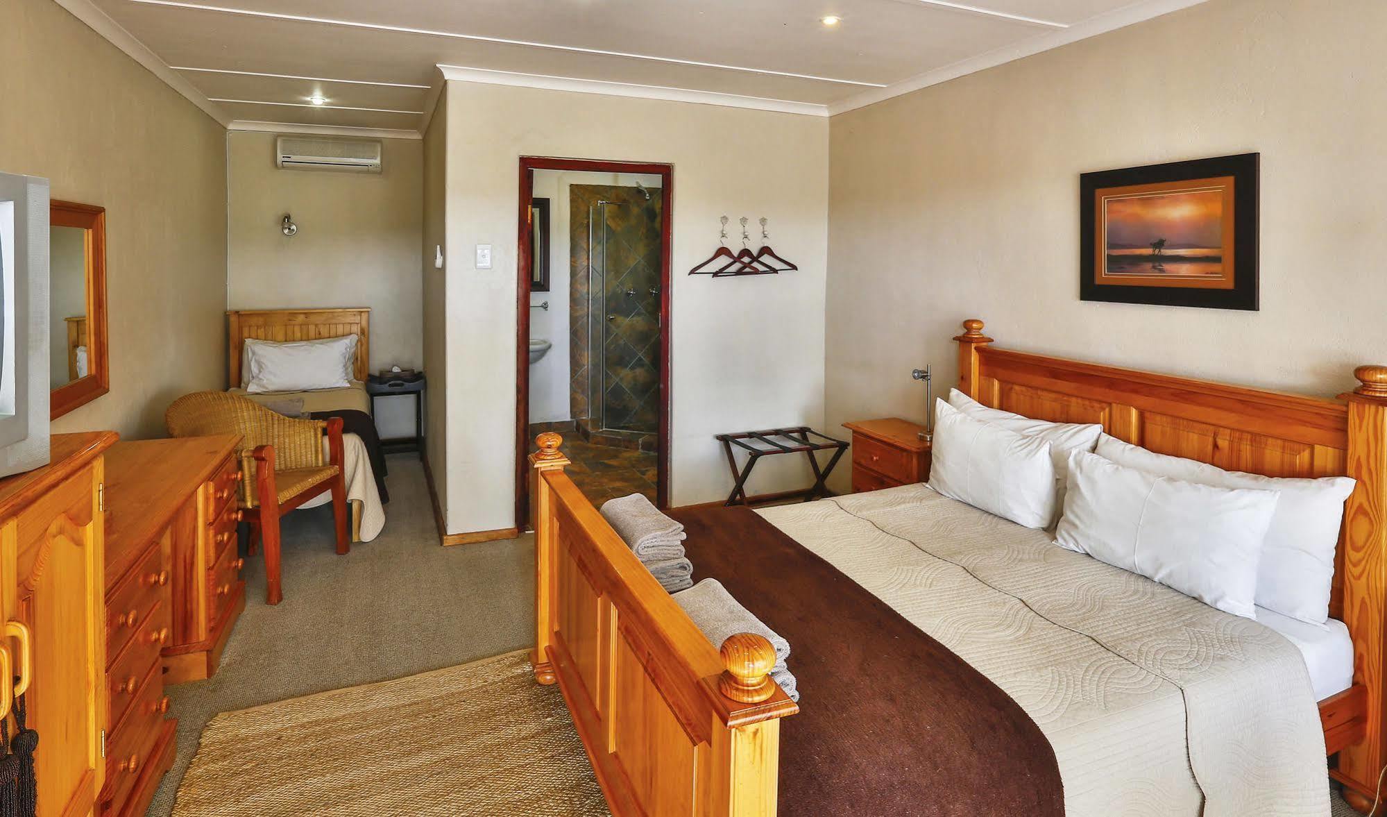 Olive Grove Guest Farm Βίλα Beaufort West Εξωτερικό φωτογραφία